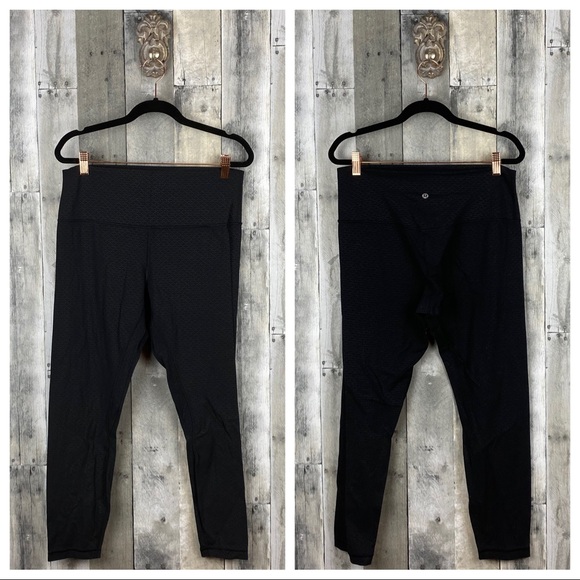 Lululemon Align 25” Leggings Black Emboss Size 12 - Picture 3 of 14